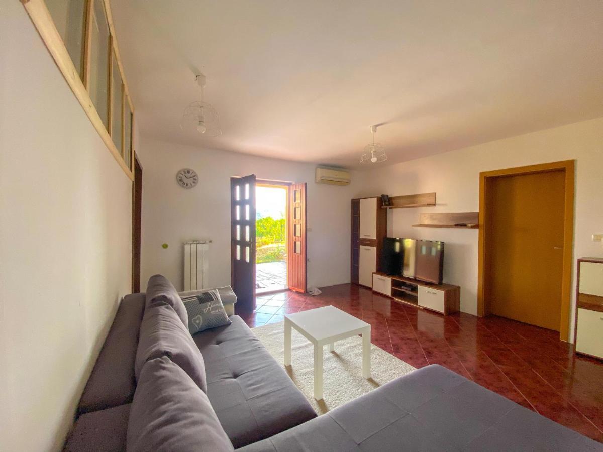 Apartment Moon Pobegi Exterior foto
